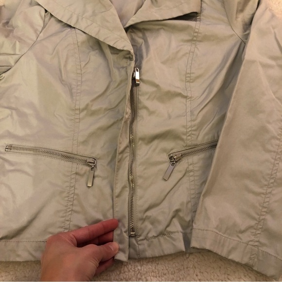 Chico’s Women’s Silver Zip Front Moto Jacket Size small - Picture 5 of 7